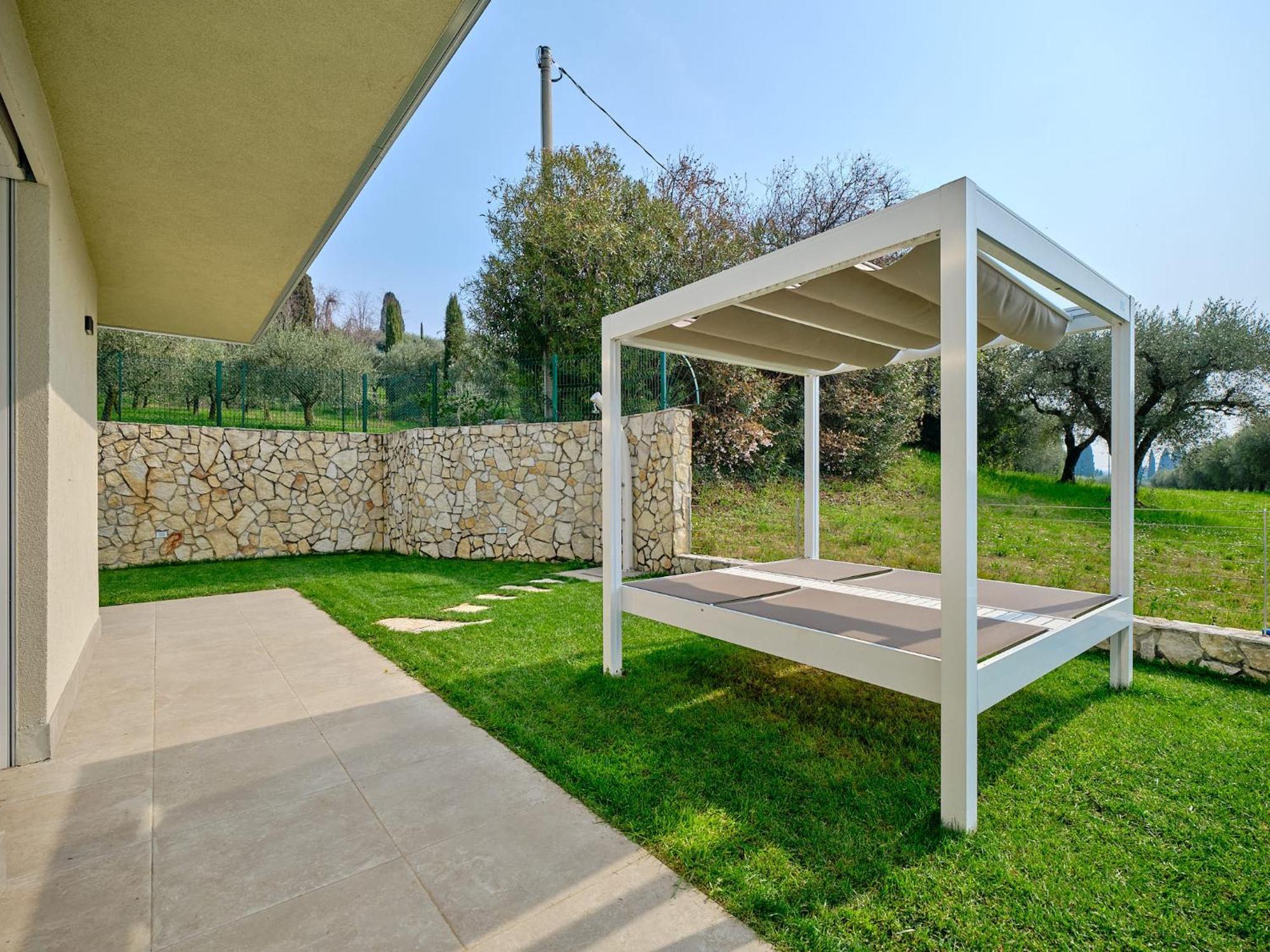 Villa Sunny Lake Suites Bardolino Exterior photo